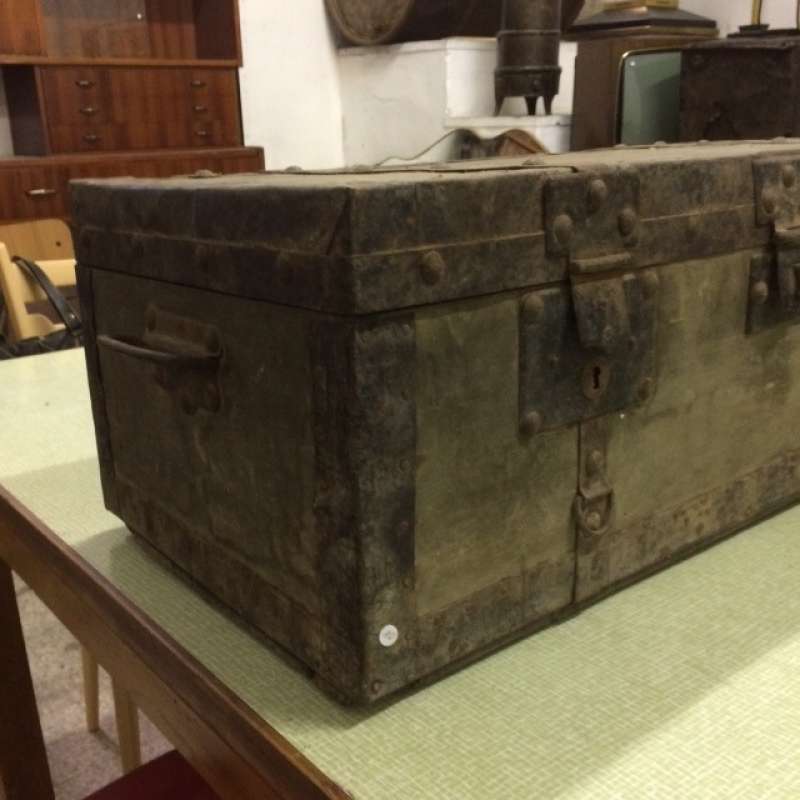 military trunk Made in Italy vintage 1940s wood & iron